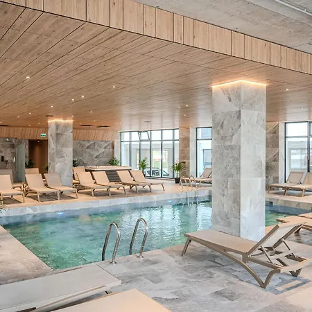 Selly Free Parking Pool Playground Apartment *