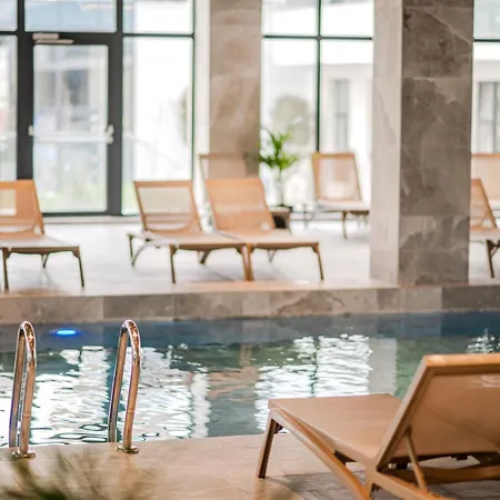 Selly Free Parking Pool Playground Apartment Navodari